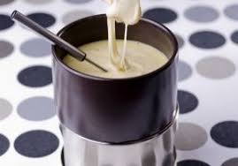 Fondue Savoyarde Fonduesavoyarde Fondue Savoyarde Recettes Cuisine Francaise Cheese Fest Food Fondue