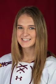 UMD beats SCSU to snap losing skid, loses Gabbie Hughes to injury