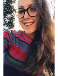 Stephanie Couey's Instagram, Twitter & Facebook