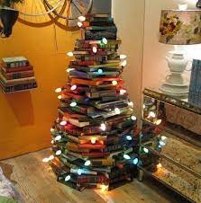 51 christmas crafts to brighten up your holiday decor (and fill your winter hours) from diy ornaments to homemade place card holders, these crafts for kids and adults will help you make this one a more creative christmas season. 10 Last Minute Diy Christmas Decorations For The Cheap Lazy Christmas Ideas Wonderhowto
