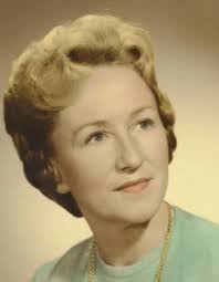 Lorraine Leone's Instagram, Twitter & Facebook