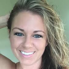 Heather Shutt's Instagram, Twitter & Facebook