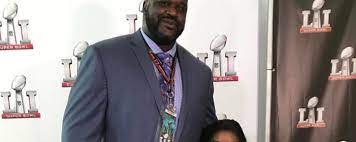 Bell, who spent part of the. Nein Dieses Foto Von Shaq Und Turnstar Biles Ist Nicht Gephotoshopt