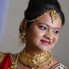 Women Beauty Parlours in Masjid Bunder, Mumbai