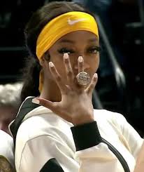 Caitlin Clark.- Once again if you still love me 𝗦𝗮𝘆 𝗵𝗶 💔💔