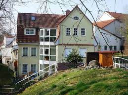 Ab sofort ist eine tolle 3 raum wohnung mit balkon in bad frankenhausen in der steinbrückstraße 22. 3 Zimmer Wohnung Zu Vermieten Wippergasse 17 06567 Bad Frankenhausen Mapio Net