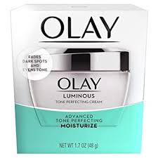 Clinique's corrector isn't considered the holy grail for nothing. Amazon Com Dark Spot Corrector By Olay Luminous Tone Perfecting Cream And Sun Spot Remover Advanced Tone Perfecting 48 G Beauty