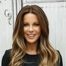 Kate Beckinsale Brown Hair With Blonde Highlights Brown Hair With Blonde Highlights Brown Blonde Hair Brunette Hair Color