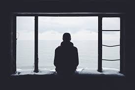 Saiba como a solidão pode interferir na sua saúde mental e física
