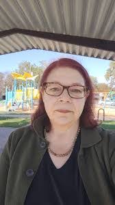 Lisa Dircks's Instagram, Twitter & Facebook