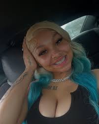 Come and get to know me better 👋 📩 Here https://tr.im/qjuzvo