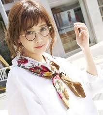 zoffから 人気モデル田中里奈さんがプロデュースする新しいメガネのコレクションが登場 テーマは retro メガネ女子 モデル 人気 モデル