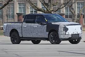 The entry level gets a range of 230 miles / 370 kms while the other one gets 300. Spy Pics Electric Ford F 150 Lightning Snapped Motoring Com Au