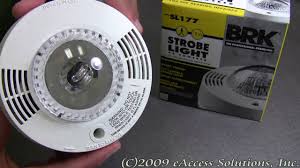 Smoke alarms are imperative safety equipment, but hearing impaired and deaf people cannot depend on the simple ringing of a standard alarm. First Alert Hearing Impaired Strobe Light Explanation And Un Boxing Video Youtube