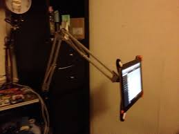 Bedside Positional Holder For Ipad Using A Cheap Ikea Lamp Brilliant And Cool Looking Ikea Lamp Lamp Ipad Holder