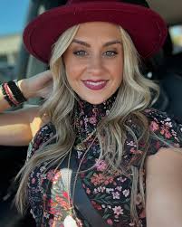 Happy Birthday to our favorite, Lauren 🩷 You're an incredible woman who's  created the most beautiful space for all this beautiful hair to flourish.  We hope your day is full of love,