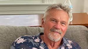 Paul Good's Instagram, Twitter & Facebook