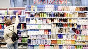 Hier finden sie also nicht nur kosmetik oder hygieneartikel, sondern auch lebensmittel, tabakwaren sowie alles rund ums kind. Dm Und Rossmann Gibt Es Unterschiedliche Preise In Den Filialen Stern De