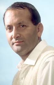 Basil Lewis (Dolly) D'Oliveira