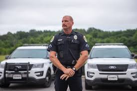 How to find out what police are responding to. How A White Police Officer Fresh From De Escalation Training Responded To A Troubled Black Woman With A Gun The Washington Post