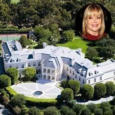 Stately Celebrity Homes For Sale Celebrity Houses Celebrity Homes For Sale House Styles