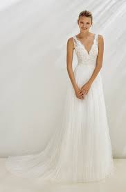 2 monate bis 1 monat vor der hochzeit. Brautkleider In Dusseldorf La Novia Zeigt Trends 2019 Frau Immer Herr Ewig