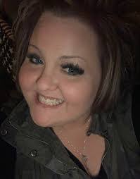 Robin Hinman's Instagram, Twitter & Facebook