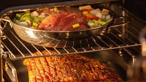So Knusprig So Gut Sonntagsbraten Mal Etwas Anders Freizeit Br Fernsehen Fernsehen Br De