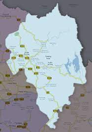 Kejadian itu menyebabkan motosikal yang datang dari arah bertentangan terlanggar pada bahagian tepi pintu hadapan sebelah kiri kereta berkenaan. Kuala Nerang Peta