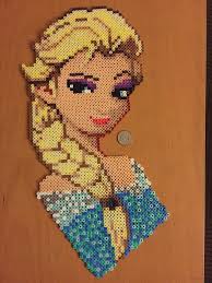 Finde dutzende kostenlose vorlagen jeden tag, alle erstellt vom buegelperlenvorlagen.com team. Elsa From Frozen Perler Bead Disney Perler Bead Art Diy Perler Beads