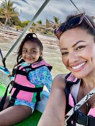 It's my girl's birthday! 🎂 It's officially been 8 years since I became an  official, biological auntie! Best role I've ever had for sure! Every year  is better than the last and