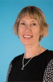 Laura Dawes's Instagram, Twitter & Facebook