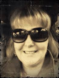 Denise Ware's Instagram, Twitter & Facebook