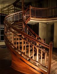 former boat builder sculpts stunning
