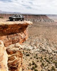 Lee Boren (@jeezleeweez) • Instagram photos and videos