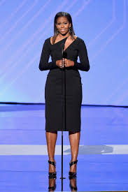 Get today's top entertainment news, tv shows, episode recaps, and new movie reviews with pictures and videos of top celebs from us weekly. Michelle Obama S Best Style Moments