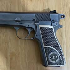 Tabanca Kabzeleri Pistol Grips Panosundaki Pin