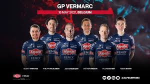 Er staan maar liefst 24 ploegen aan het vertrek. Uajlasdht7q9em