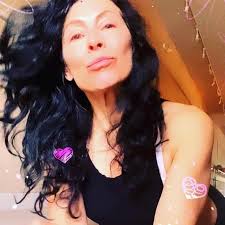 ❤️🙏ALMOND EYES