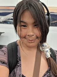 Karen Claflin's Instagram, Twitter & Facebook