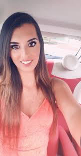 Victoria Searle's Instagram, Twitter & Facebook