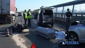 Incidente a14 cesena oggi, scontro tra camion. Incidente Lungo La A14 Fra Roseto E Pescara Nord Morto Un Pugliese