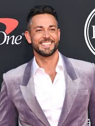 Zachary Levi Espys 2019 Zachary Levi American Actors Zachary Quinto