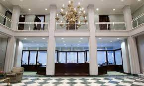 It is wholly owned by hauck & aufhäuser and focused on wealth management. Banking Business Divisions Dr Oetker