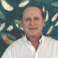 Ernesto Moya's Instagram, Twitter & Facebook