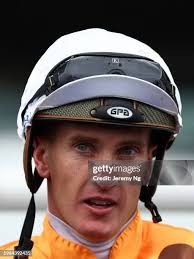 128 Photos & High Res Pictures