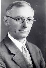 My Dad Stanley Carl Schilling Sr. and his sister in North Dakota he was  born 1927 and died in a logging accident 1965.