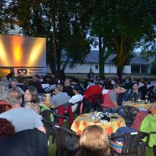Die schlagertage werden am freitag, 11. Film Ab Im Rathauspark Friedberg