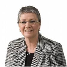 Running the half marathon today in memory of my pal Duncan Hendry. Thinking  of you, Duncan! And thank you Linda for giving me your place!