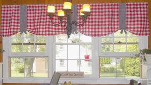 north shore bungalow: simple kitchen